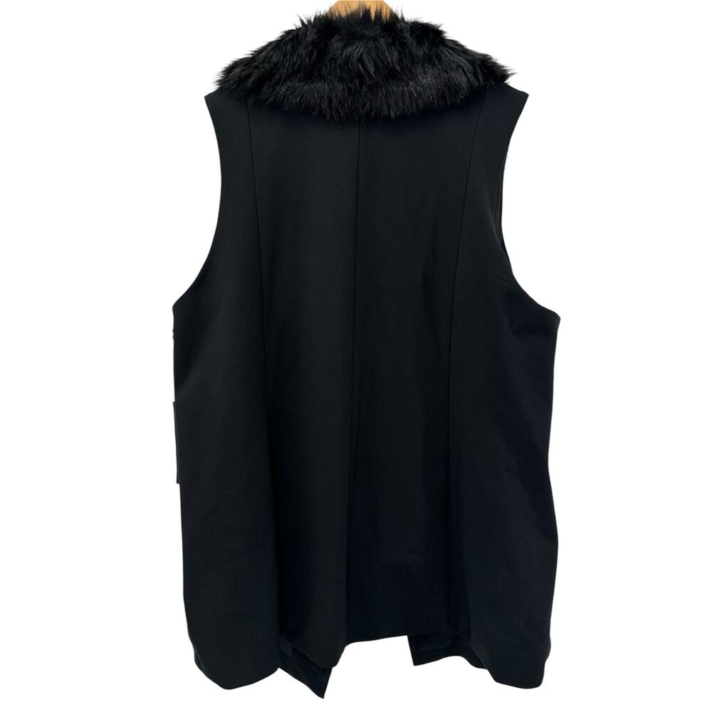 Torrid Insider Collection Faux Fur Collar Vest Black Open Front Size 3 NWOT - Picture 3 of 9